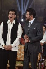 Anil Kapoor, Jeetendra at ITA Awards red carpet in Mumbai on 4th Nov 2012 (131).JPG
